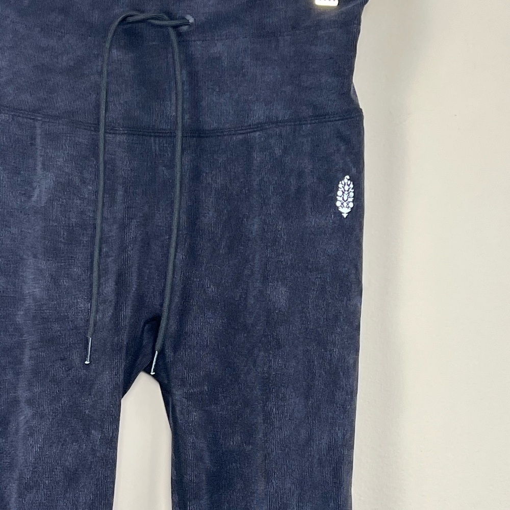 NWT FP Movement Go To Leggings Washed Black Ankle Leggings Size M/L - Picture 7 of 11